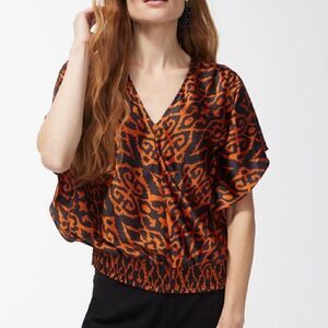 Chicos Satin V Neck Ikat top w Dolman Sleeves, Smocked Waist and flattering cut!